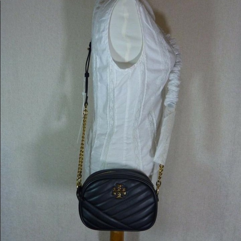 Tory Burch Small Kira Chevron Camera Bag - Picture 7 of 8